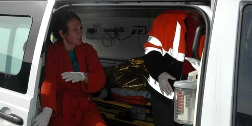 victima incendiu preluata elicopter SMURD
