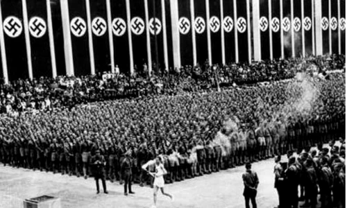 Puterea lui Hitler – între propagandă şi poliţie politică jpeg