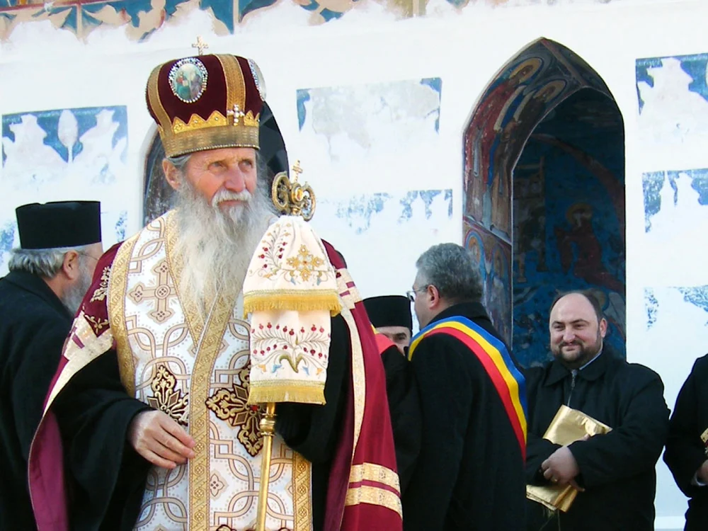 ÎPS Pimen, arhiepiscopul Sucevei şi Rădăuţilor. FOTO: Dinu ZARĂ