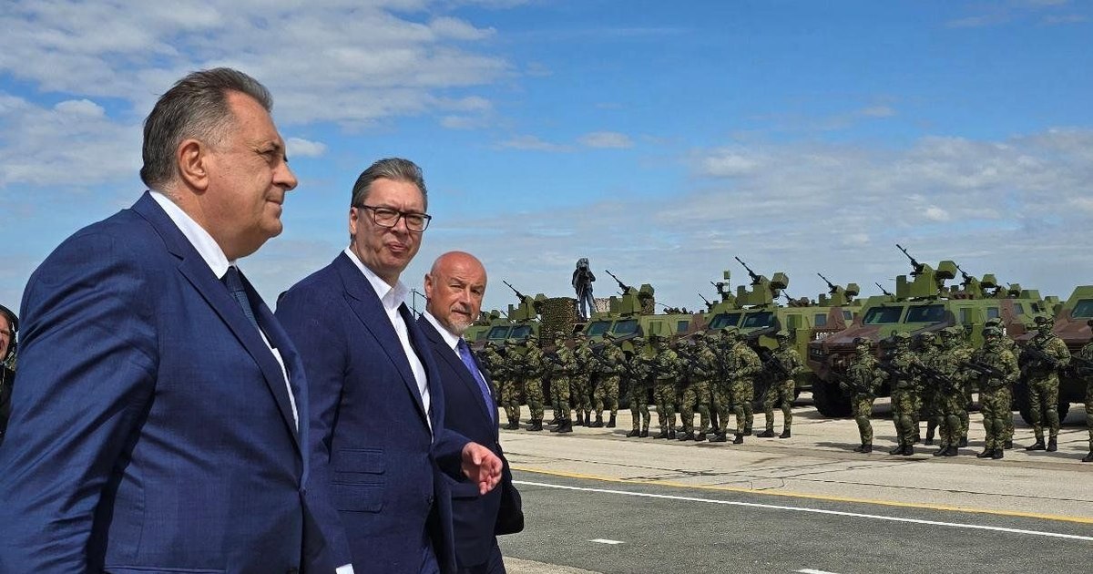 Serbia riscă blocarea aderării la UE din cauza paradei de Ziua Victoriei