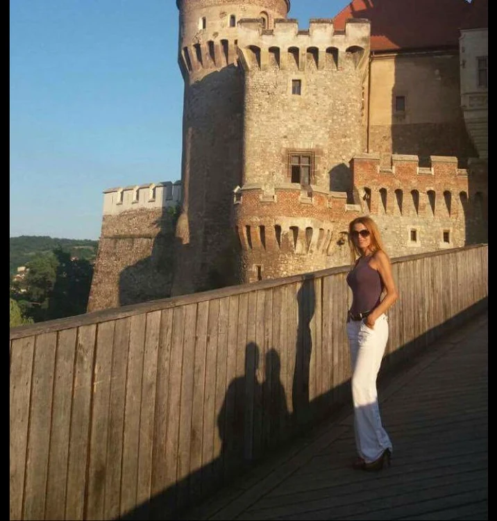 Valentina Ionescu, la castelul CorvinilorFoto: Arhivă personală
