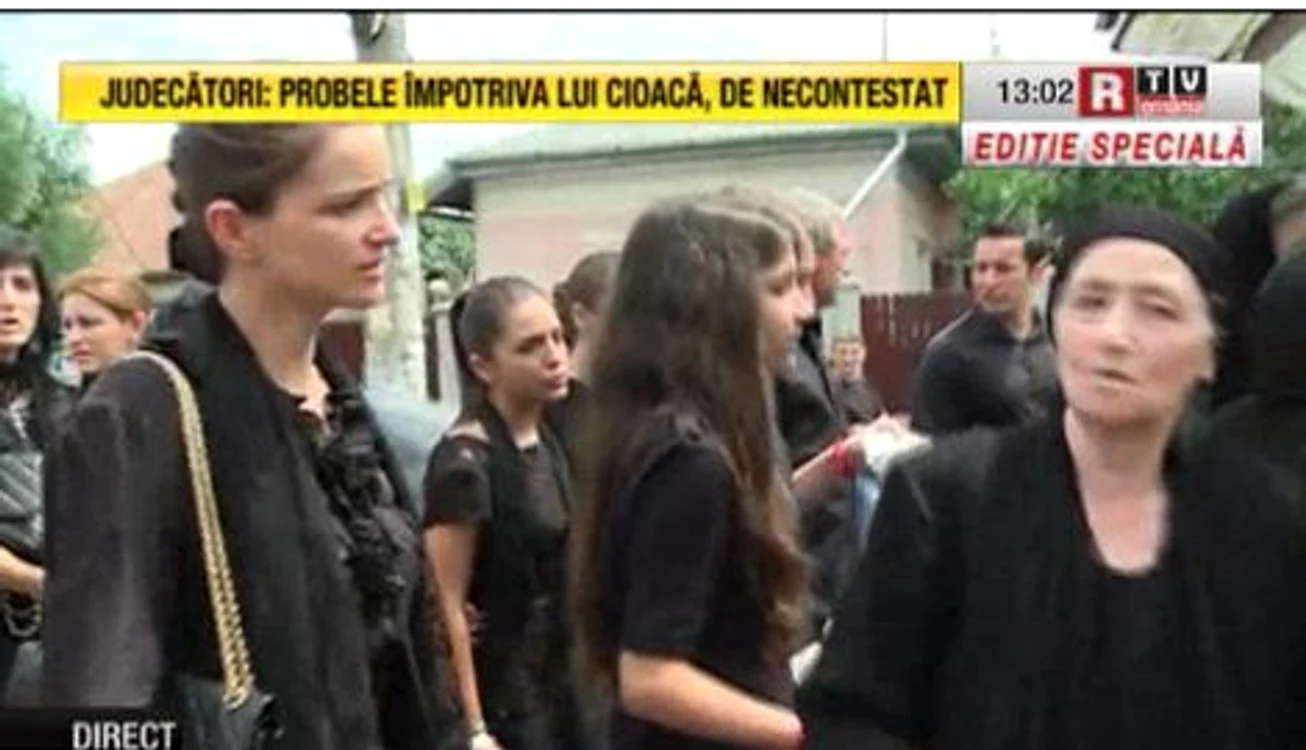 Familia o conduce pe ultimul drum pe Everghidia Becali