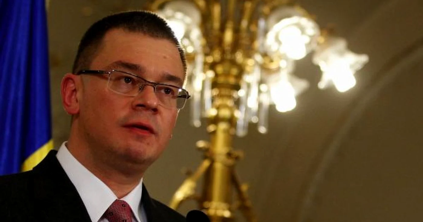 Mihai Răzvan Ungureanu, premierul României