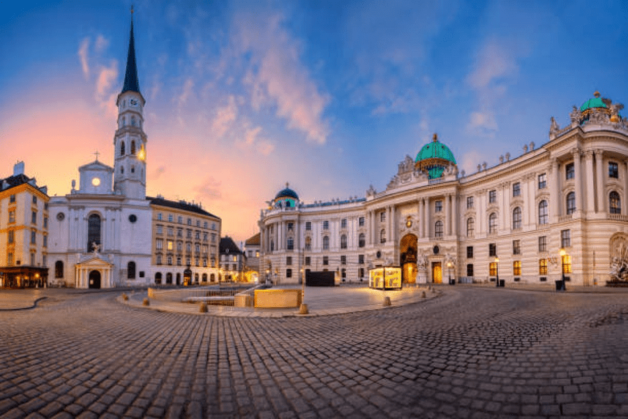 Experiența nefericită a unei tinere care și-a rezervat vacanța în Austria: „Niciun răspuns concret, nici banii înapoiați”