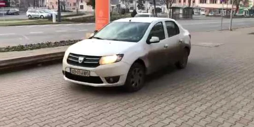 5dff1f125163ec427143c051 jpg