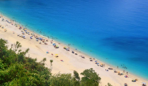 turisti plaja jpg FOTO Pixabay