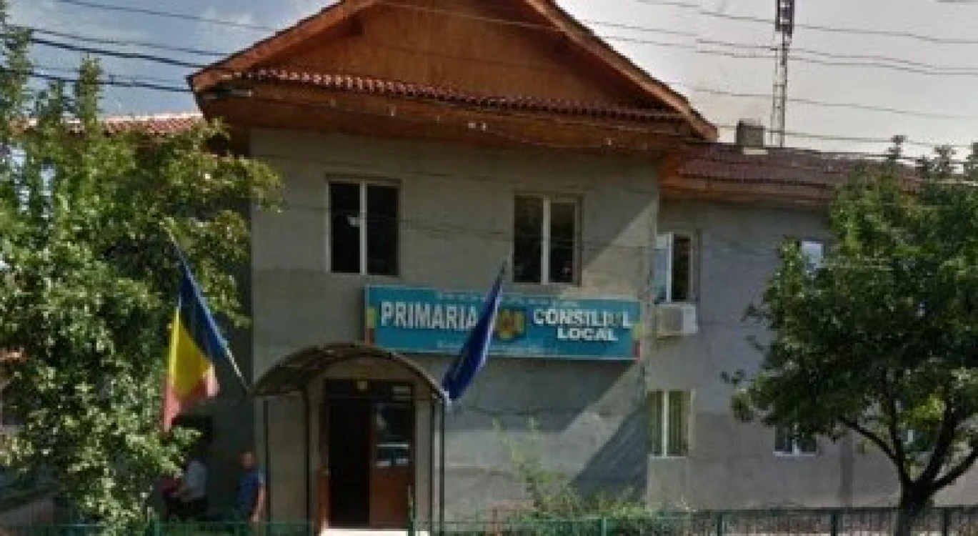 Primăria Padeş angajează director cu studii medii