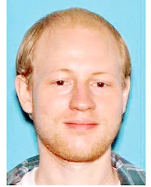 Criminalul, Kevin James Loibl