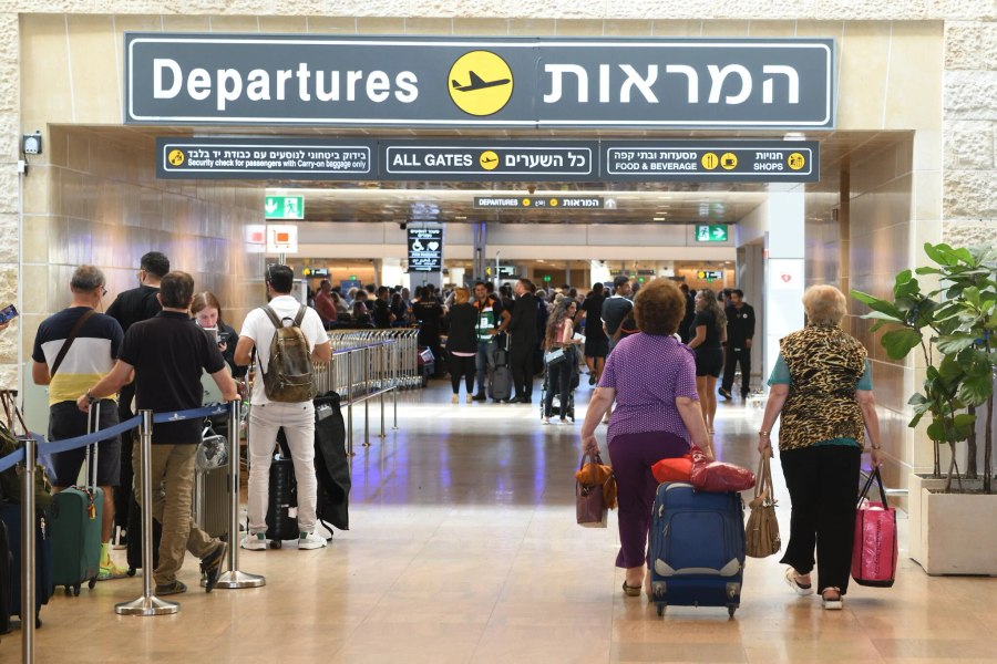 De ce-și pierde Israelul elitele: țara se confruntă cu un val fără precedent de emigrare. Cine sunt cei care aleg să plece