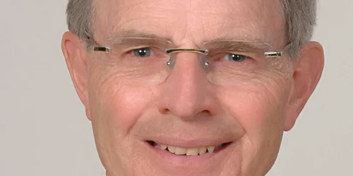 John Beckett lansează o carte la Oradea