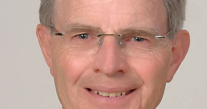 John Beckett lansează o carte la Oradea