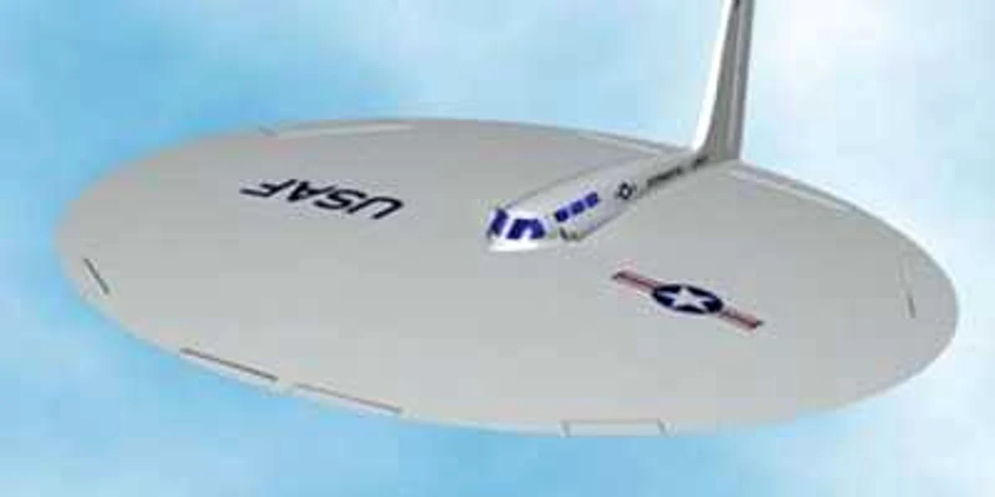 Avionul a fost conceput ca un bombardier nuclear