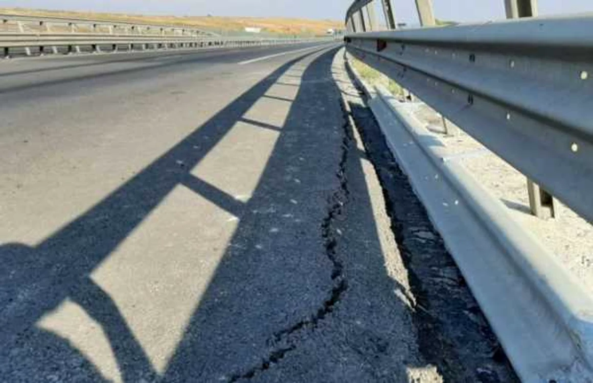 Fisuri apărute la autostradă în 2019