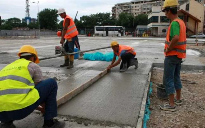 Statul, păgubit de o firmă de construcţii Foto: Arhivă Adevărul