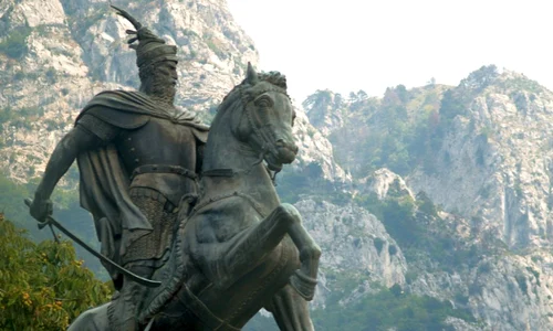 Skanderbeg, erou al Albaniei și Europei jpeg