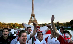 fani englezi swing low sweet chariot gettyimages 77426991 jpeg