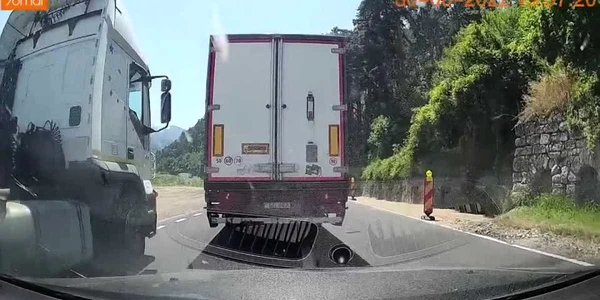 Şicanare în trafic pe Valea Oltului - un cap de tractor la un pas să ajungă în râul Olt, pe DN7, în Sibiu