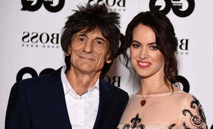 
    Soția tinerică a lui Ronnie este însărcinată cu gemeniFoto: Getty  