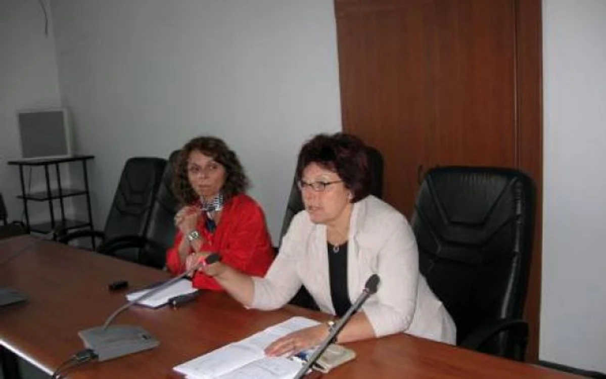 Reprezentanţii Primăriei spun că ajutoarele se dau o singură dată