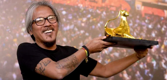 Regizorul filipinez Lav Diaz si premiul "Leopardul de Aur", la Festivalul de Film de la Locarno