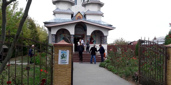 biserica sf mina slatina