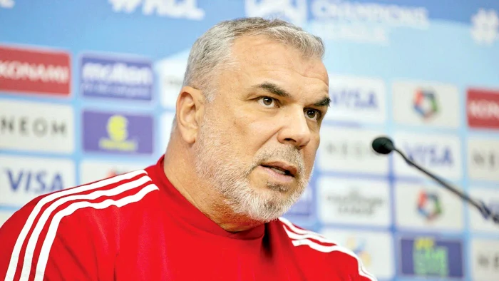 Cosmin Olăroiu, un antrenor foarte apreciat în Asia
