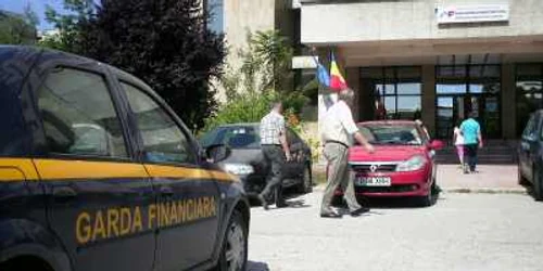 Garda Financiară a descoperit mai multe nereguli la o firmă din Găleşti foto arhivă