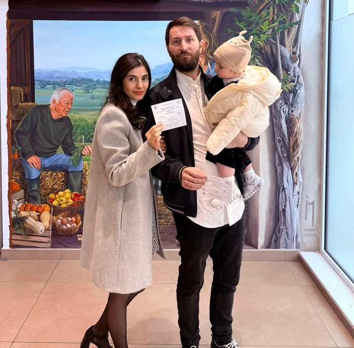 Moldovenii s-au mobilizat la vot împreună cu familia FOTO: CLICK!