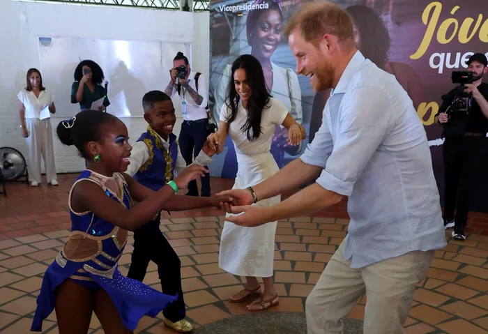 Harry și Meghan, lecții de salsa în Columbia PNG