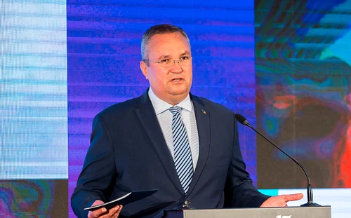 Ciucă atrage atenţia că prognoza semnalează şi provocări FOTO Arhivă 