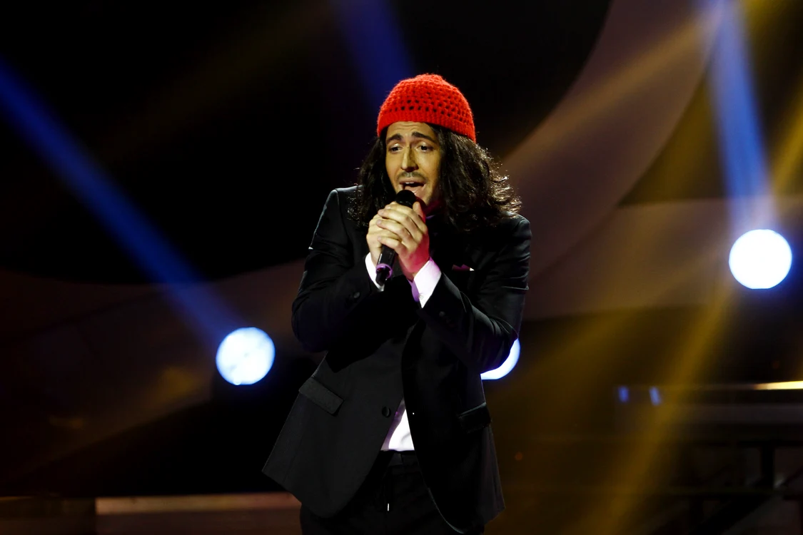 
    Jorge a primit sarcina de a deveni senzatia Canadei, Nasri Atweh, solistul trupei Magic!Foto: Antena1  