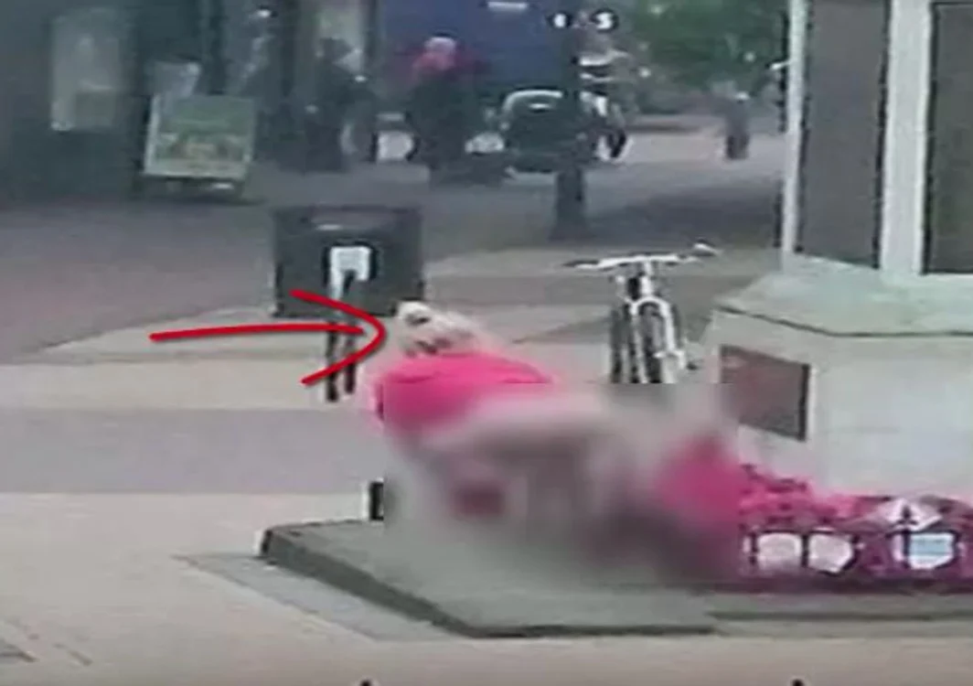 Poliția din Essex a confirmat că a avut mai multe sesizări cu o noapte înainte cu privire la comportamentul deviant al unor localnici „rupți” de băuturăFoto: Youtube