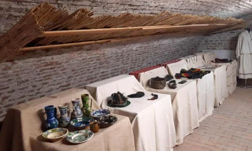 Vernisajul expoziției „Sărbătoarea Paștilor – ieri și azi. Podoabe din costumul de sărbătoare cumpărate din târgul de la Zalău”