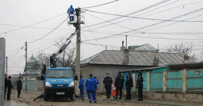 Jandarmii le-au întocmit dosare penale hoţilor de curent electric Foto: Arhivă