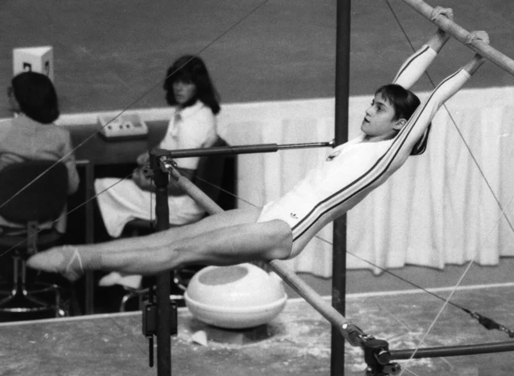 
    Nadia Comaneci a implinit varsta de 57 de ani si de 42 de ani a schimbat fața gimnasticii mondialeFOTO: Guliver/ Gettyimages  