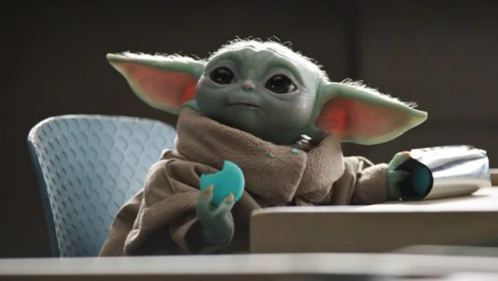 Grogu, supranumit Baby Yoda, în filmul The Mandalorian”. Sursă foto: Profimedia Images