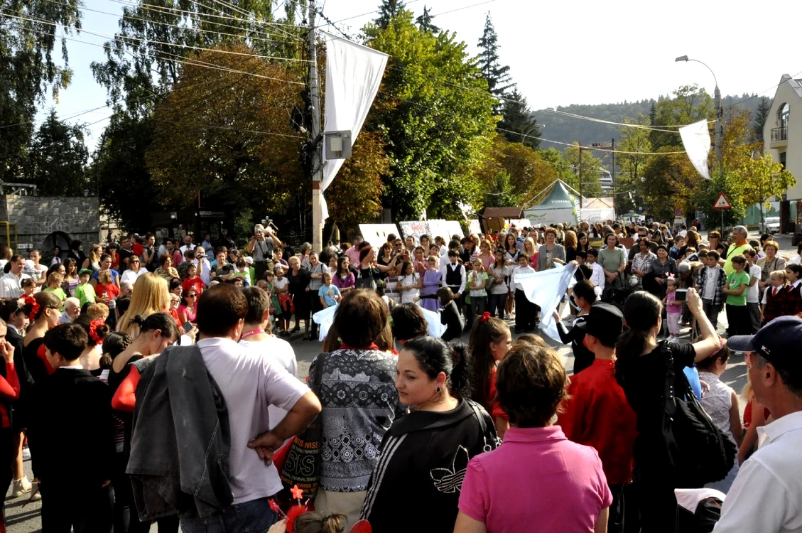 Peste 50.000 de persoane sunt aşteptate la Sinaia în acest weekend (foto: sinaiaforever.ro)