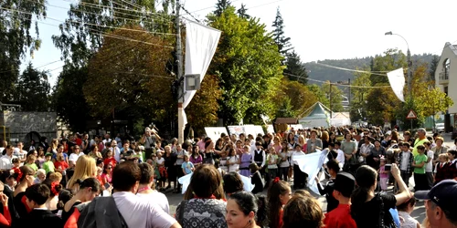 Peste 50.000 de persoane sunt aşteptate la Sinaia în acest weekend (foto: sinaiaforever.ro)