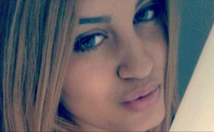 
    Alexandra Mezher lucra singură pe tură, la un centru de refugiaţi minoriFoto: Arhiva personală  