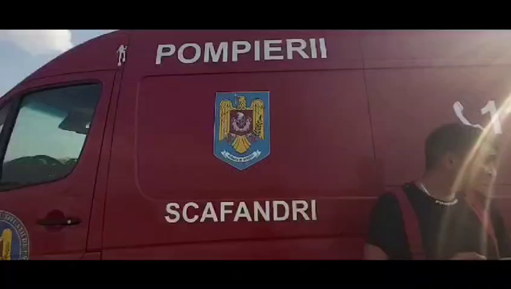 Doi copii, de 12 și 13 ani, căutați în apele râului Olt, cu scafandrii. Copiii se aflau la scăldat  VIDEO