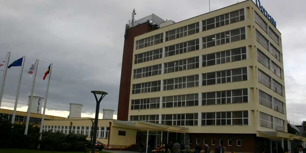 Protestele spontane de astăzi de la Oltchim au apărut pe fondul nemultumirilor salariale 
