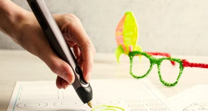 Pixul 3D îţi permite să desenezi în aerFoto: irishtimes.com