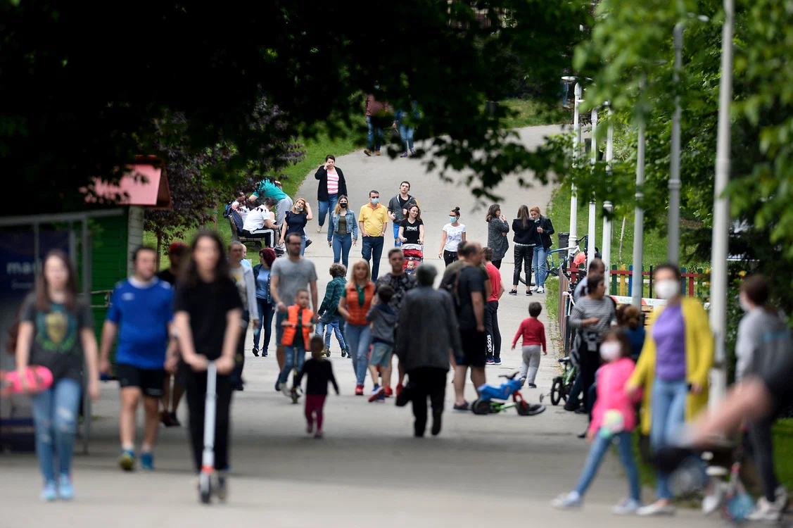 După 15 mai, românii  au dat năvală în parcuri 
