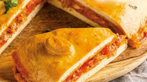 empanada cu carne tocata jpg