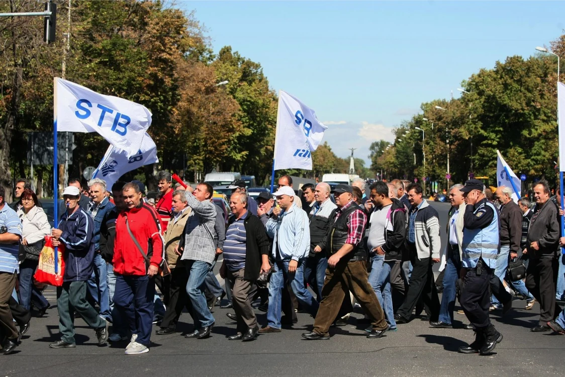 Sindicaliştii din transporturi au protestat pe 18 septembrie în Capitală. FOTO Dorin Costanda
