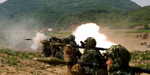 Soldați nord coreeni exerciții militare FOTO EPA EFE jpg