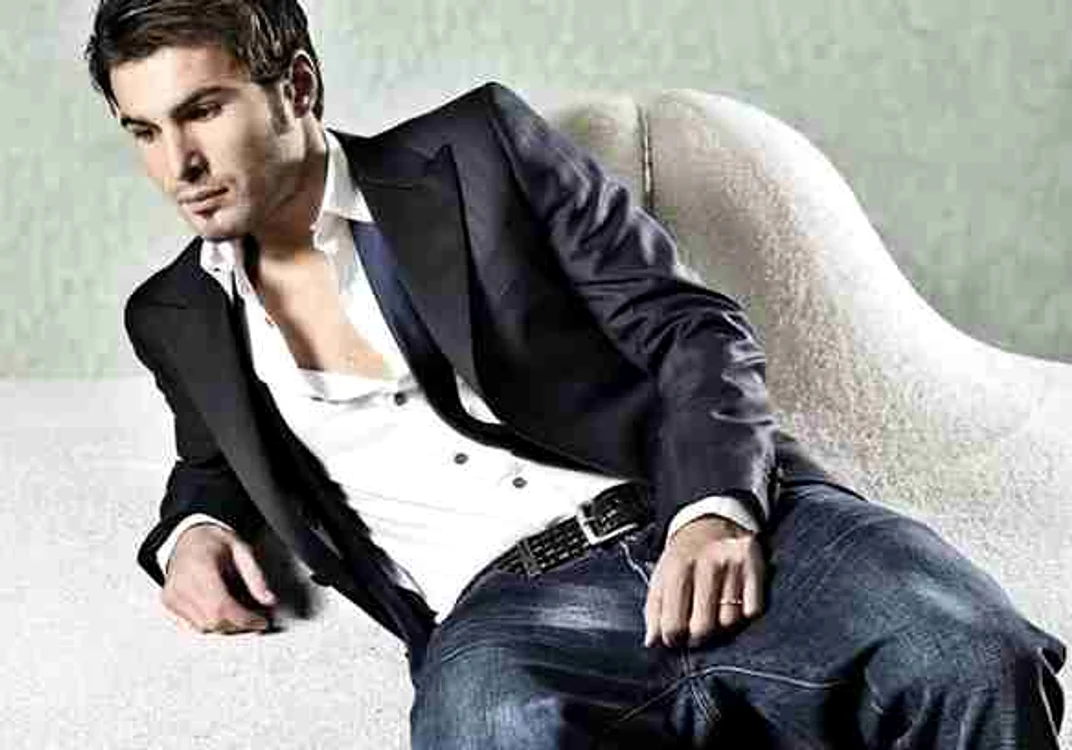 
    Adrian Mutu s-a remarcat în ultimii mai mai mult prin activităţile din afara terenului de fotbalFoto: arhiva personală  