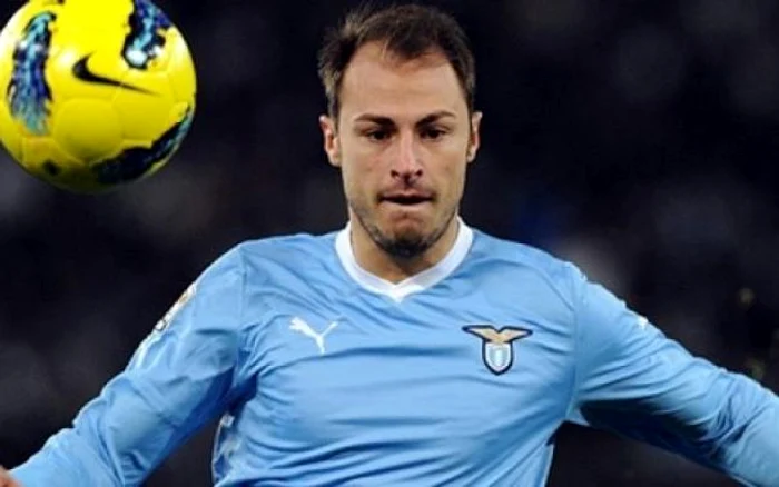 
    Românul se poate califica azi pentru prima dată în grupele Ligii Campionilor, dacă nu pierde derby-ul cu InterFoto Click!  