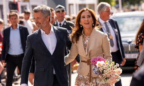 Regina Mary și Regele Frederik în vacanță la Grasten   FOTO Casa Regală daneză jpg