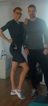 Monica Davidescu sport la sala (1) jpeg